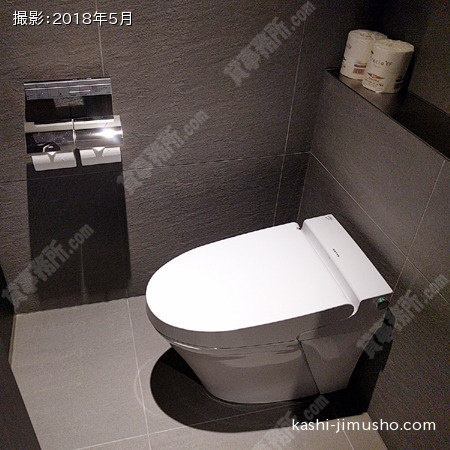 男性トイレ