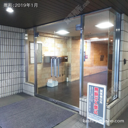ビル入口