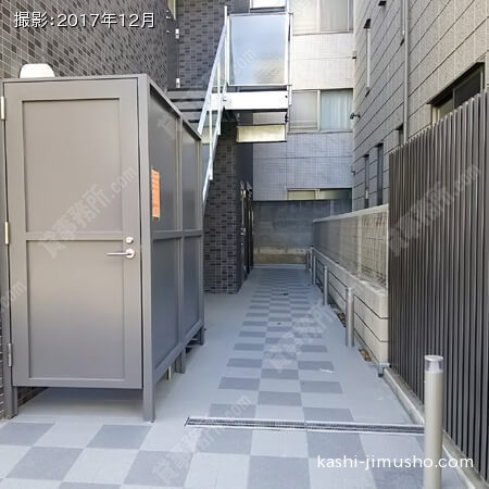 エントランスアプローチ