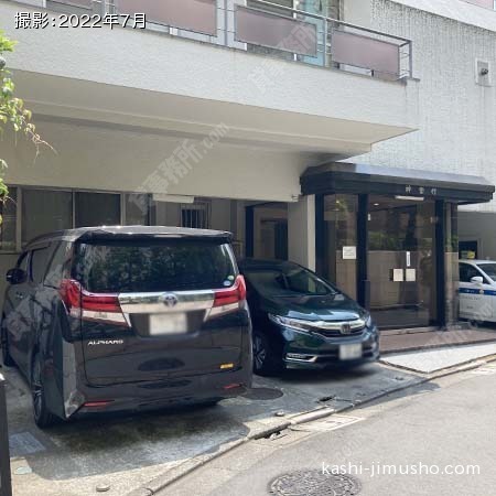 ビル前面