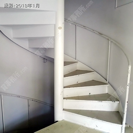 貸室内内階段（1-2Ｆ）