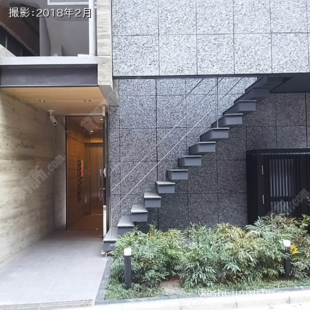ビル前面