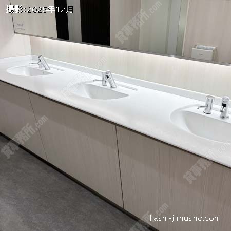 女性トイレ 女性トイレ