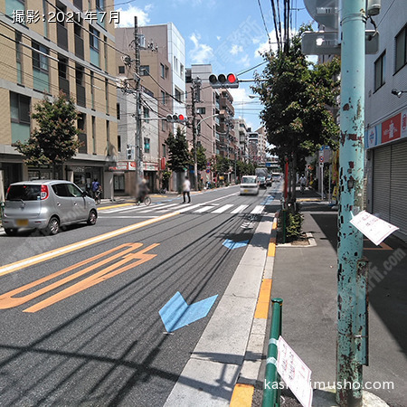 前面道路(早稲田通り）