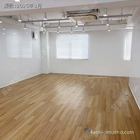 貸室内(3階）