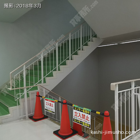 共用階段