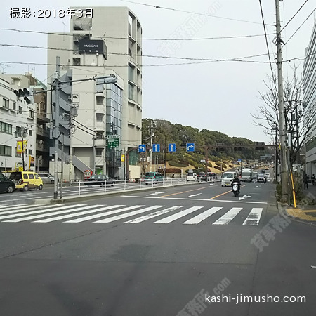  前面道路