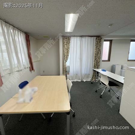 貸室内(4階) 貸室内(4階)