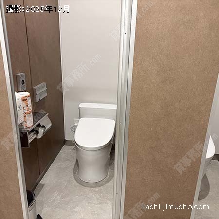 女性トイレ 女性トイレ