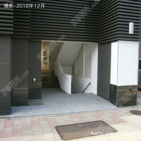 ビル入口