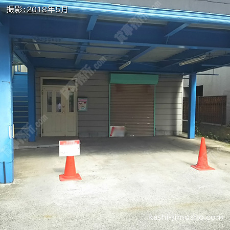 ビル正面