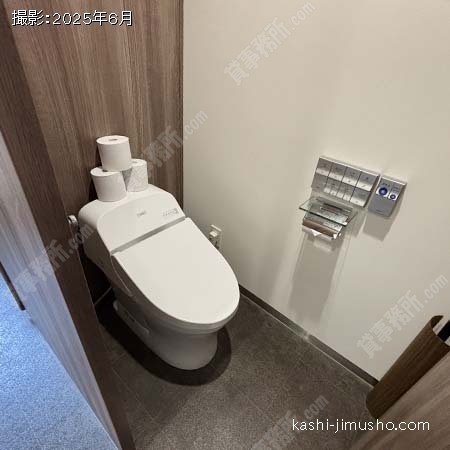 男性トイレ
