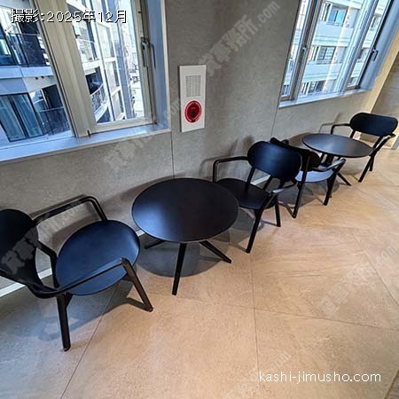 貸室階エレベーターホール 貸室階エレベーターホール