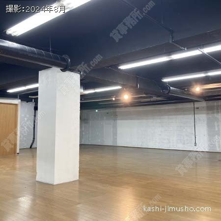 貸室内(B1階)