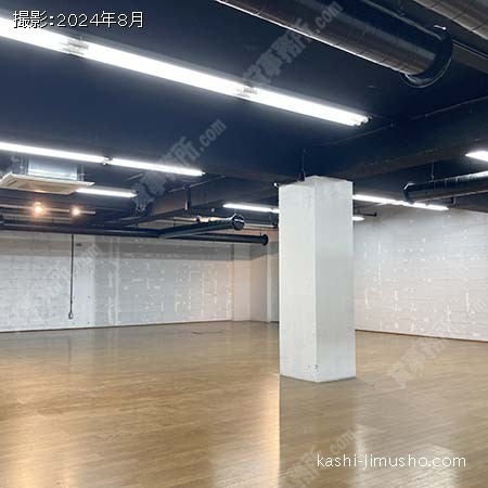 貸室内(B1階)