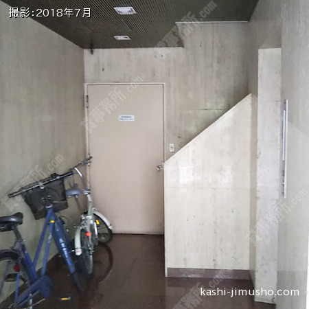 エントランス エントランス