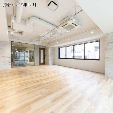 貸室内(4階) 貸室内(4階)