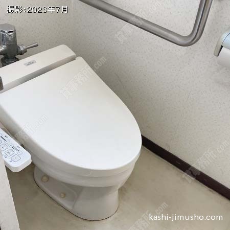 男性トイレ