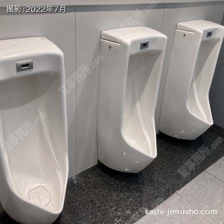 男性トイレ