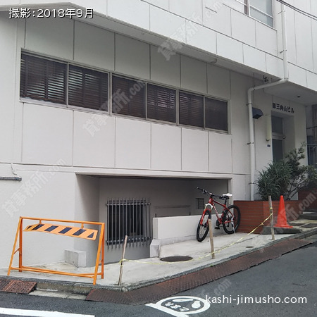 入口アプローチ