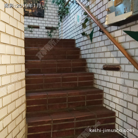 共用階段
