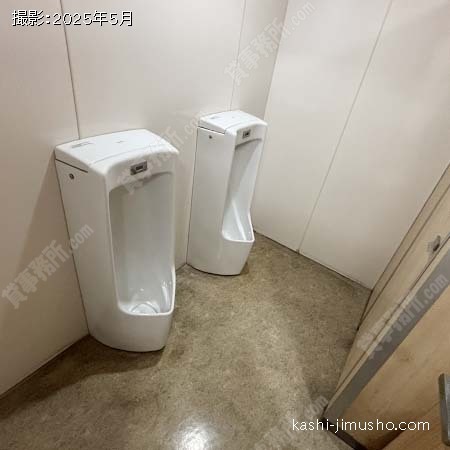 男性トイレ