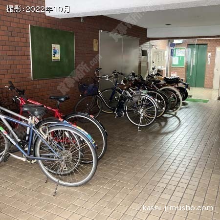 駐輪場 駐輪場