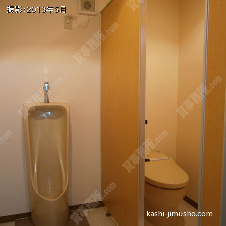 男性トイレ