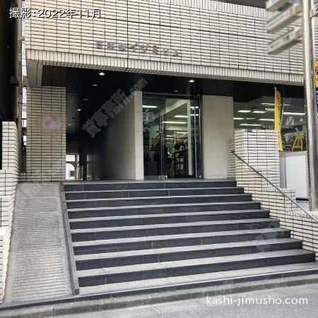 ビル入口