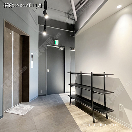 貸室階エレベーター前(7階)