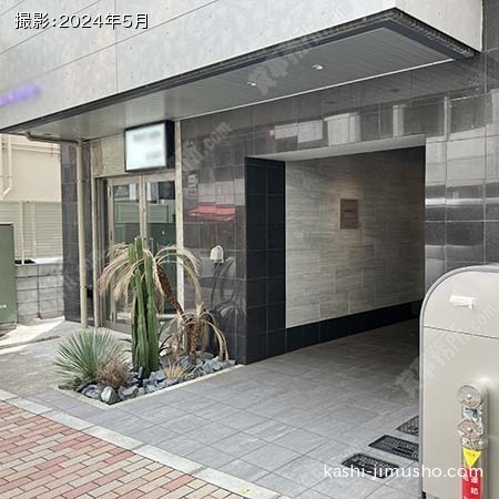 ビル入口