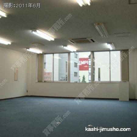 貸室内