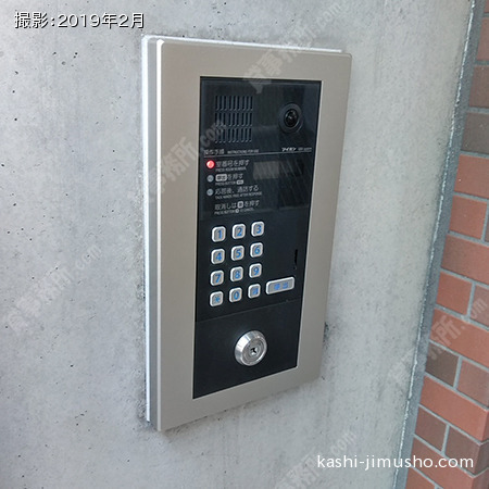 インターホン