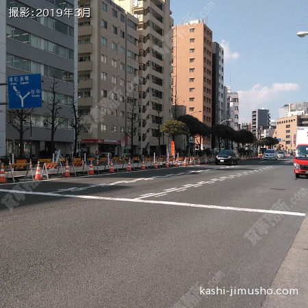 前面道路(白山通り)