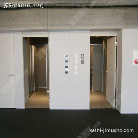 室内男女別トイレ(8階参照)