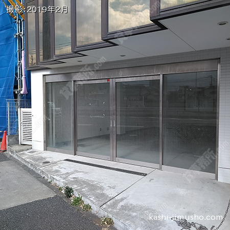 貸室入口(1階)