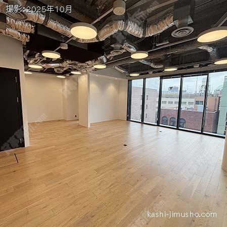 貸室内(8階) 貸室内(8階)