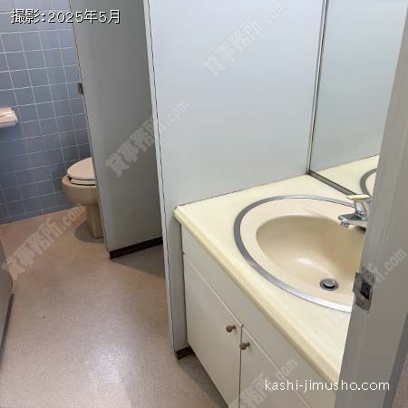 男性トイレ