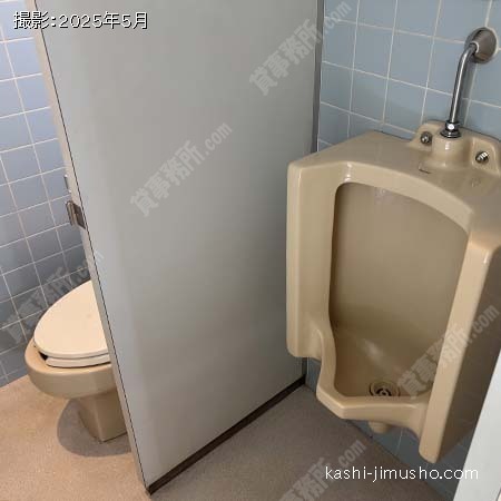 男性トイレ