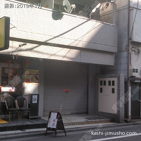貸室前(1階)