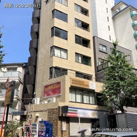 ビル前面 ビル前面