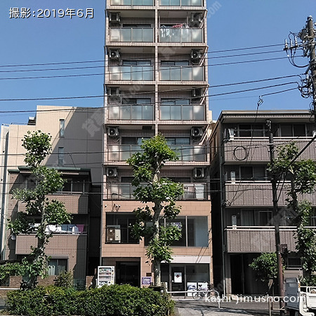 ビル正面
