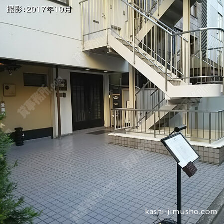 ビル入口