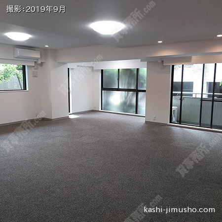 貸室内(102号室)