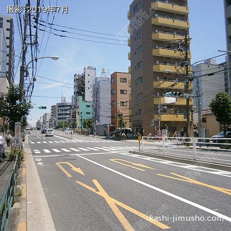前面道路(蔵前橋通り)