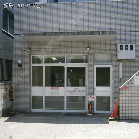 貸室入口(102号室)