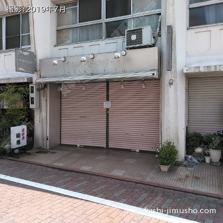 貸室前(1階)