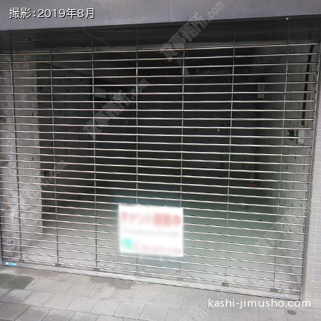 貸室入口(1階A)