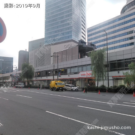 前面道路(外堀通り)
