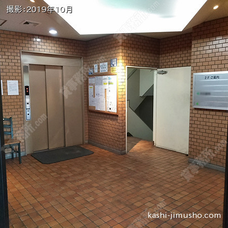 エントランスホール